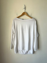 Load image into Gallery viewer, Lululemon Athletic Top Size Large
