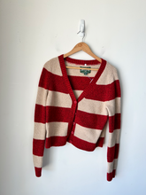 Load image into Gallery viewer, American Eagle Sweater Size Large
