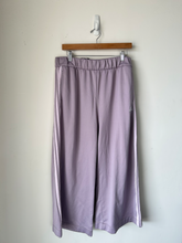 Load image into Gallery viewer, Adidas Athletic Pants Size Extra Large
