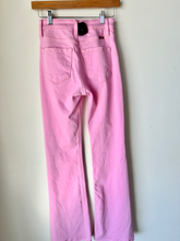 Load image into Gallery viewer, Kancan Pants Size 3/4 (27)
