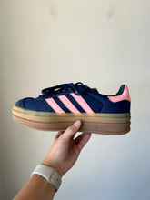 Load image into Gallery viewer, Adidas Casual Shoes Womens 8
