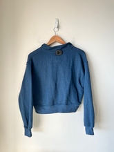 Load image into Gallery viewer, American Eagle Sweatshirt Size Extra Small

