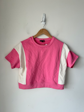 Load image into Gallery viewer, Paper Moon Short Sleeve Top Size Medium
