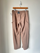 Load image into Gallery viewer, American Eagle Pants Size 3/4 (27)
