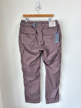 Load image into Gallery viewer, True Religion Pants Size 34
