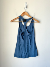 Load image into Gallery viewer, Lululemon Athletic Top Size Medium
