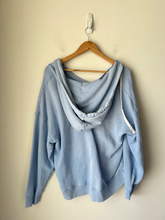 Load image into Gallery viewer, American Eagle Sweatshirt Size Large
