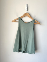 Load image into Gallery viewer, Lululemon Athletic Top Size Extra Large

