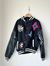 Load image into Gallery viewer, Pac Sun Heavy Outerwear Size Large
