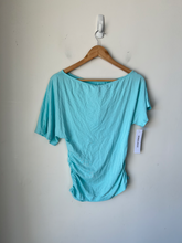 Load image into Gallery viewer, Princess Polly T-Shirt Size Small
