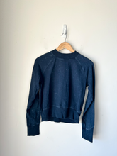 Load image into Gallery viewer, Lululemon Athletic Top Size Small
