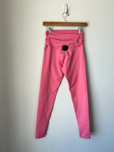 Load image into Gallery viewer, Offline Athletic Pants Size Medium
