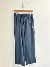 Load image into Gallery viewer, Adidas Athletic Pants Size Small
