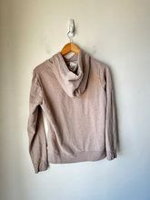 Load image into Gallery viewer, Patagonia Sweatshirt Size Medium

