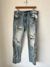 Load image into Gallery viewer, Smoke Rise Denim Size 32
