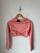 Load image into Gallery viewer, Gym Shark Athletic Top Size Medium
