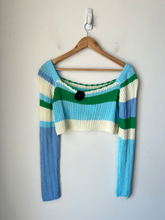 Load image into Gallery viewer, Sweater Size Small
