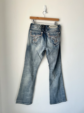 Load image into Gallery viewer, Rock Revival Denim Size 11/12 (31)
