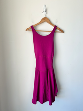 Load image into Gallery viewer, Lululemon Dress Size Extra Large
