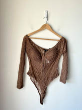 Load image into Gallery viewer, Paper Moon Long Sleeve Top Size Large
