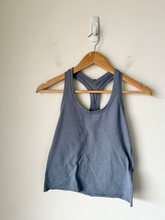 Load image into Gallery viewer, Lululemon Athletic Top Size Small
