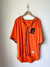 Load image into Gallery viewer, Genuine Merchandise Short Sleeve Top Size XXL
