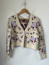 Load image into Gallery viewer, Forever 21 Sweater Size Small

