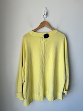 Load image into Gallery viewer, Aerie Long Sleeve Top Size Medium
