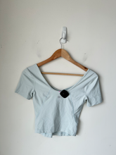 Load image into Gallery viewer, Lululemon Athletic Top Size Small
