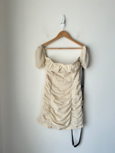 Load image into Gallery viewer, Pretty Little Thing Dress Size Medium
