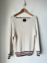 Load image into Gallery viewer, Lush Sweater Size Medium

