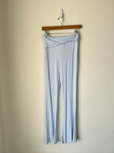 Load image into Gallery viewer, Aerie Pants Size Extra Small
