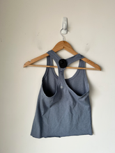 Load image into Gallery viewer, Lululemon Athletic Top Size Small
