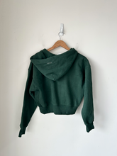 Load image into Gallery viewer, Aritzia Sweatshirt Size Small
