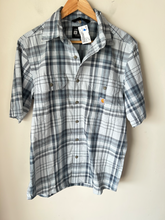 Load image into Gallery viewer, Carhartt Short Sleeve Top Size Small
