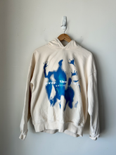 Load image into Gallery viewer, Sweatshirt Size Large

