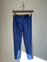 Load image into Gallery viewer, Gym Shark Athletic Pants Size Medium
