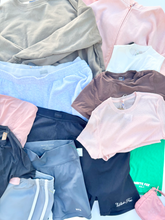 Load image into Gallery viewer, Skims T-Shirt Size Extra Large
