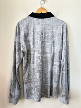 Load image into Gallery viewer, True Religion Long Sleeve T-shirt Size Medium
