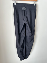 Load image into Gallery viewer, Lulu Lemon Athletic Pants Size 2 (26)
