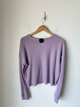 Load image into Gallery viewer, American Eagle Long Sleeve Top Size Small

