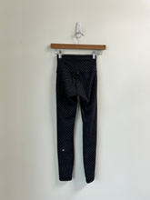 Load image into Gallery viewer, Lululemon Athletic Pants Size Extra Small
