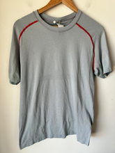 Load image into Gallery viewer, Lulu Lemon Athletic Top Size Medium
