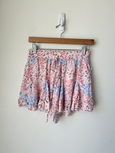 Load image into Gallery viewer, Blue Rain Shorts Size Small
