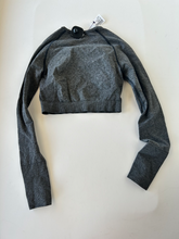 Load image into Gallery viewer, Gym Shark Athletic Top Size Small
