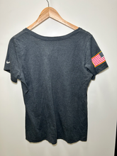 Load image into Gallery viewer, Nike T-Shirt Size Extra Large
