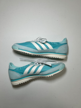 Load image into Gallery viewer, Adidas Casual Shoes Womens 7.5
