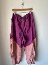 Load image into Gallery viewer, Free People Athletic Pants Size Large
