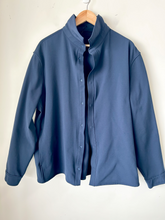 Load image into Gallery viewer, Lulu Lemon Outerwear Size XXL
