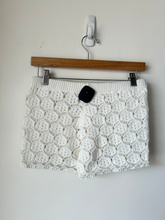 Load image into Gallery viewer, Princess Polly Shorts Size 7/8
